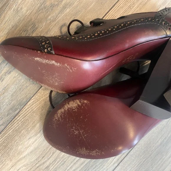 Tory burch Astrid lace up two-tone burgandy heel - Picture 2 of 6
